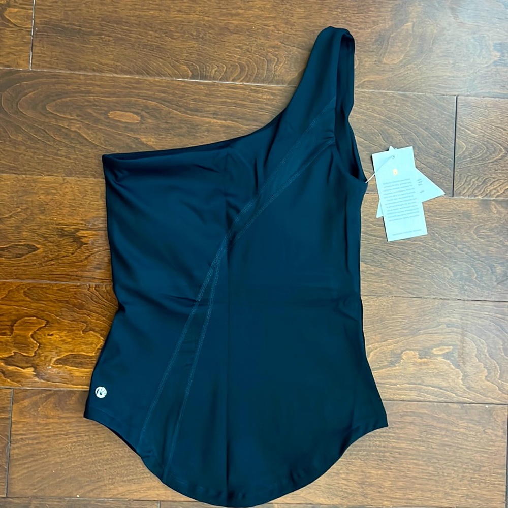 Women XS Buff Bunny top